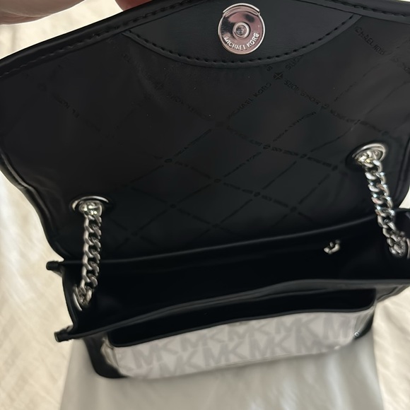 Michael Kors Cross Body Purse - Picture 3 of 4